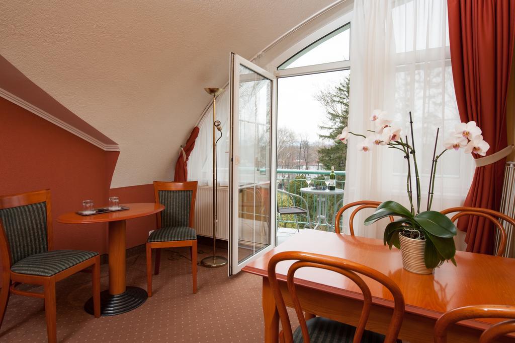 Hotel Spa Hévíz Habitación foto